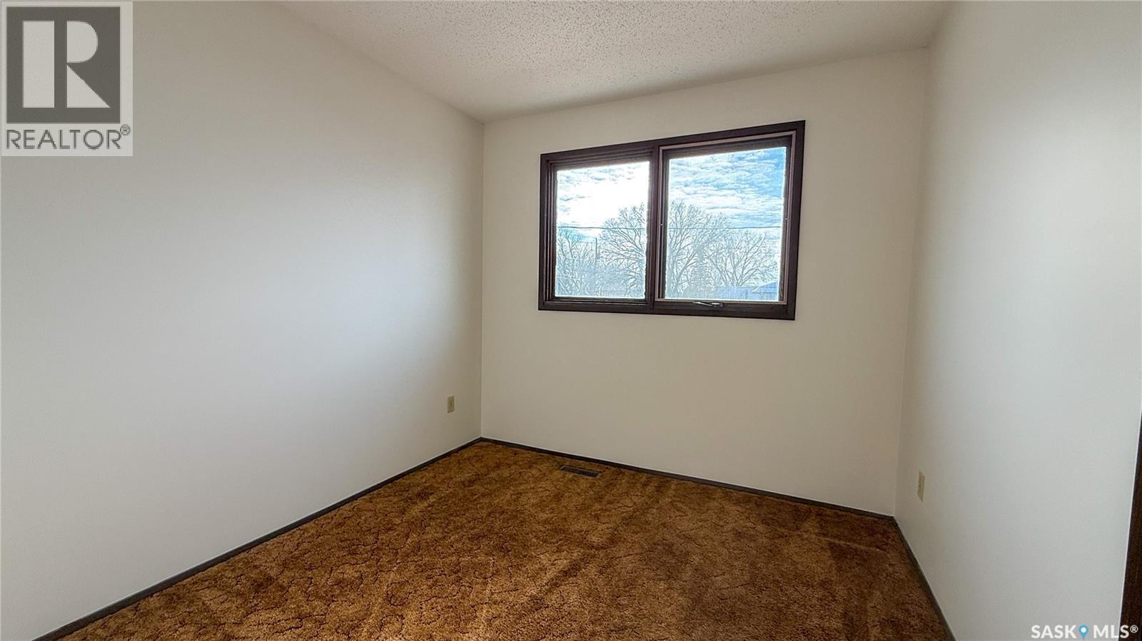 1292 96th Street, North Battleford, Saskatchewan  S9A 0H1 - Photo 13 - SK029101