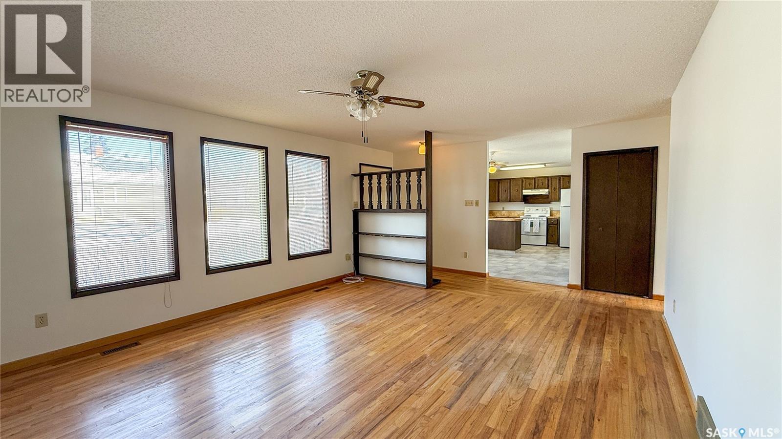 1292 96th Street, North Battleford, Saskatchewan  S9A 0H1 - Photo 3 - SK029101