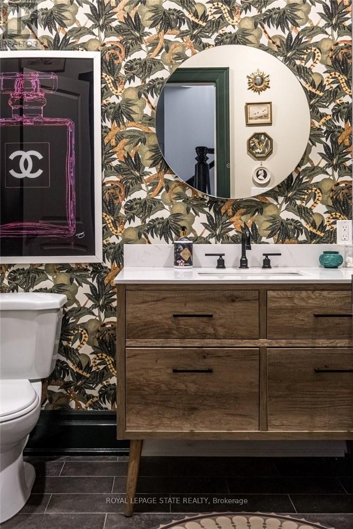 42 Melville Street, Hamilton, Ontario  L9H 1Z8 - Photo 17 - X12816388