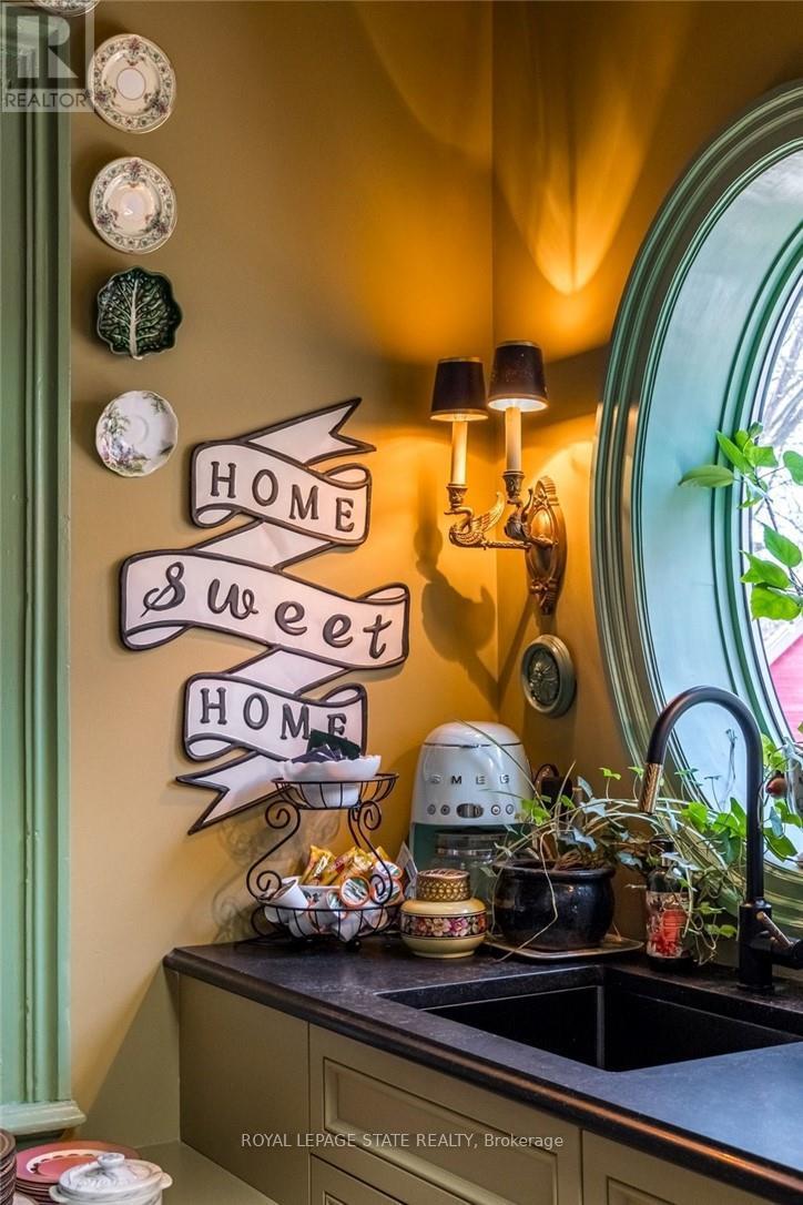 42 Melville Street, Hamilton, Ontario  L9H 1Z8 - Photo 19 - X12816388