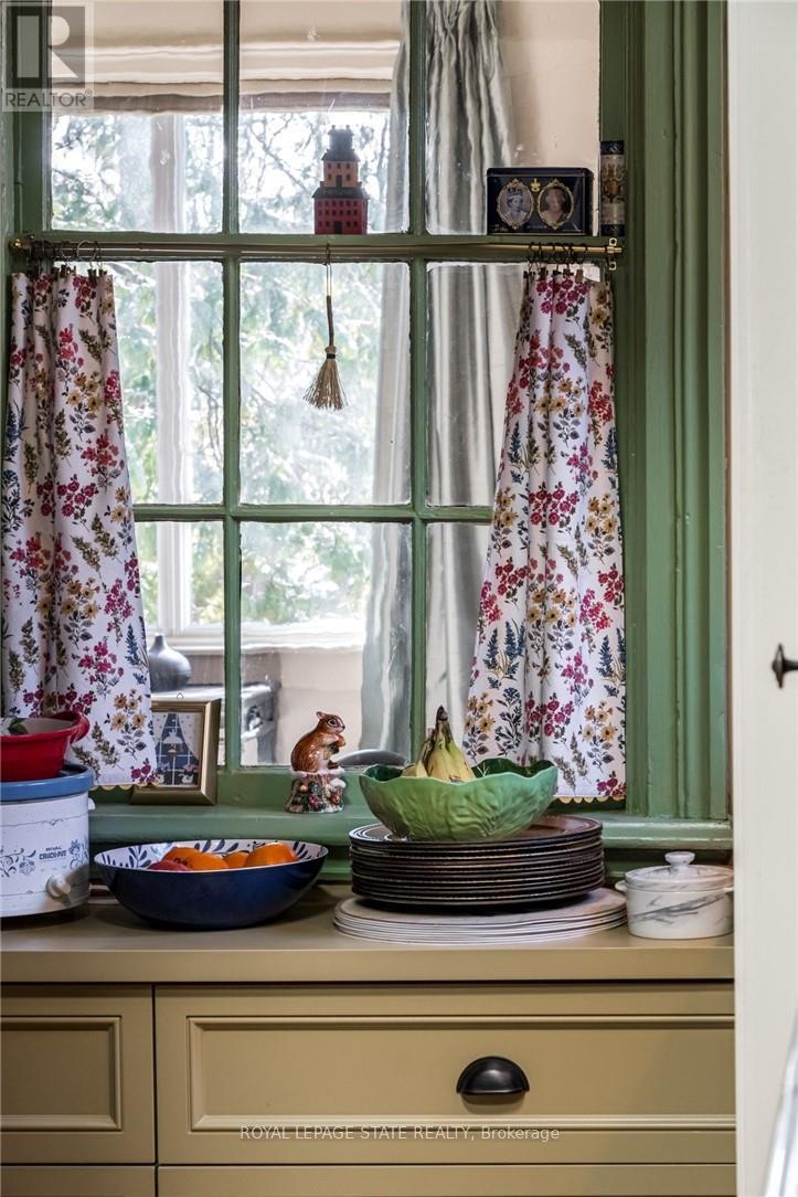 42 Melville Street, Hamilton, Ontario  L9H 1Z8 - Photo 20 - X12816388