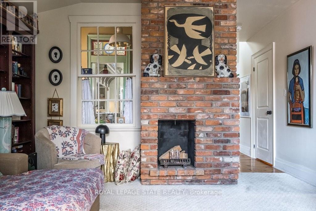 42 Melville Street, Hamilton, Ontario  L9H 1Z8 - Photo 25 - X12816388