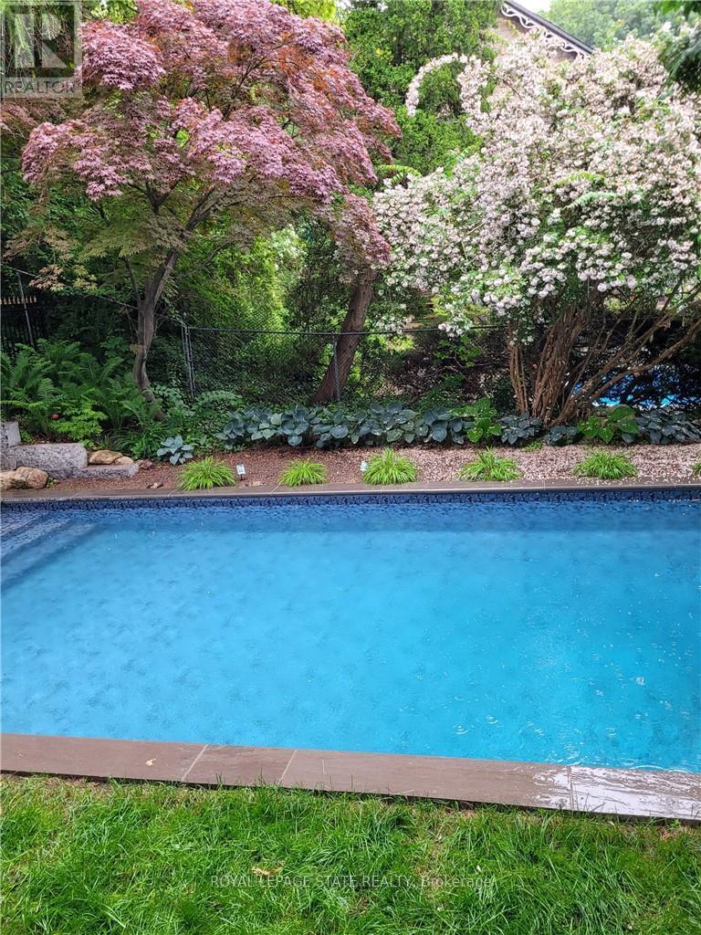 42 Melville Street, Hamilton, Ontario  L9H 1Z8 - Photo 40 - X12816388