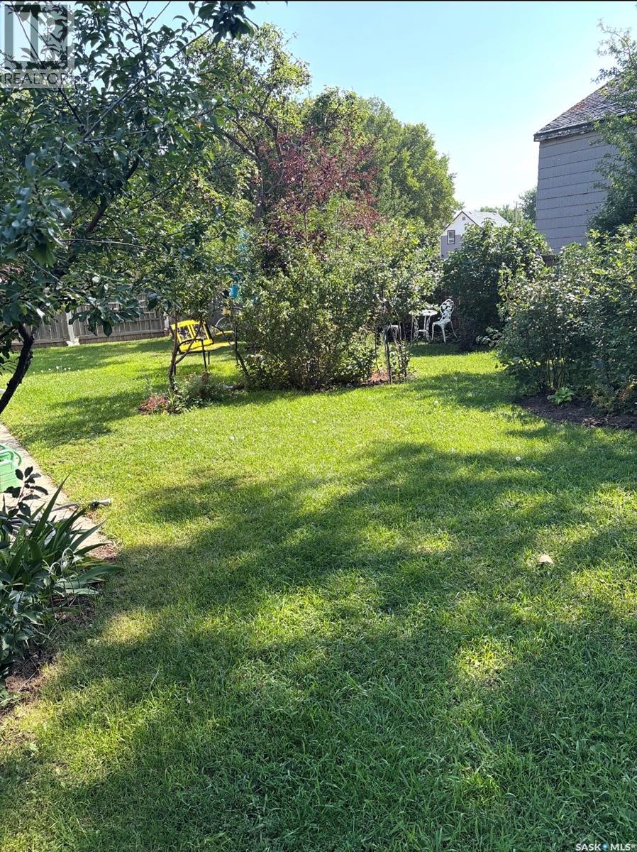 509 Harder Street, Maple Creek, Saskatchewan  S0N 1N0 - Photo 12 - SK029085