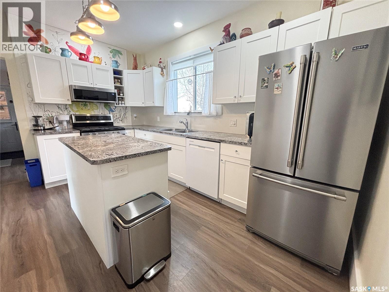 509 Harder Street, Maple Creek, Saskatchewan  S0N 1N0 - Photo 18 - SK029085