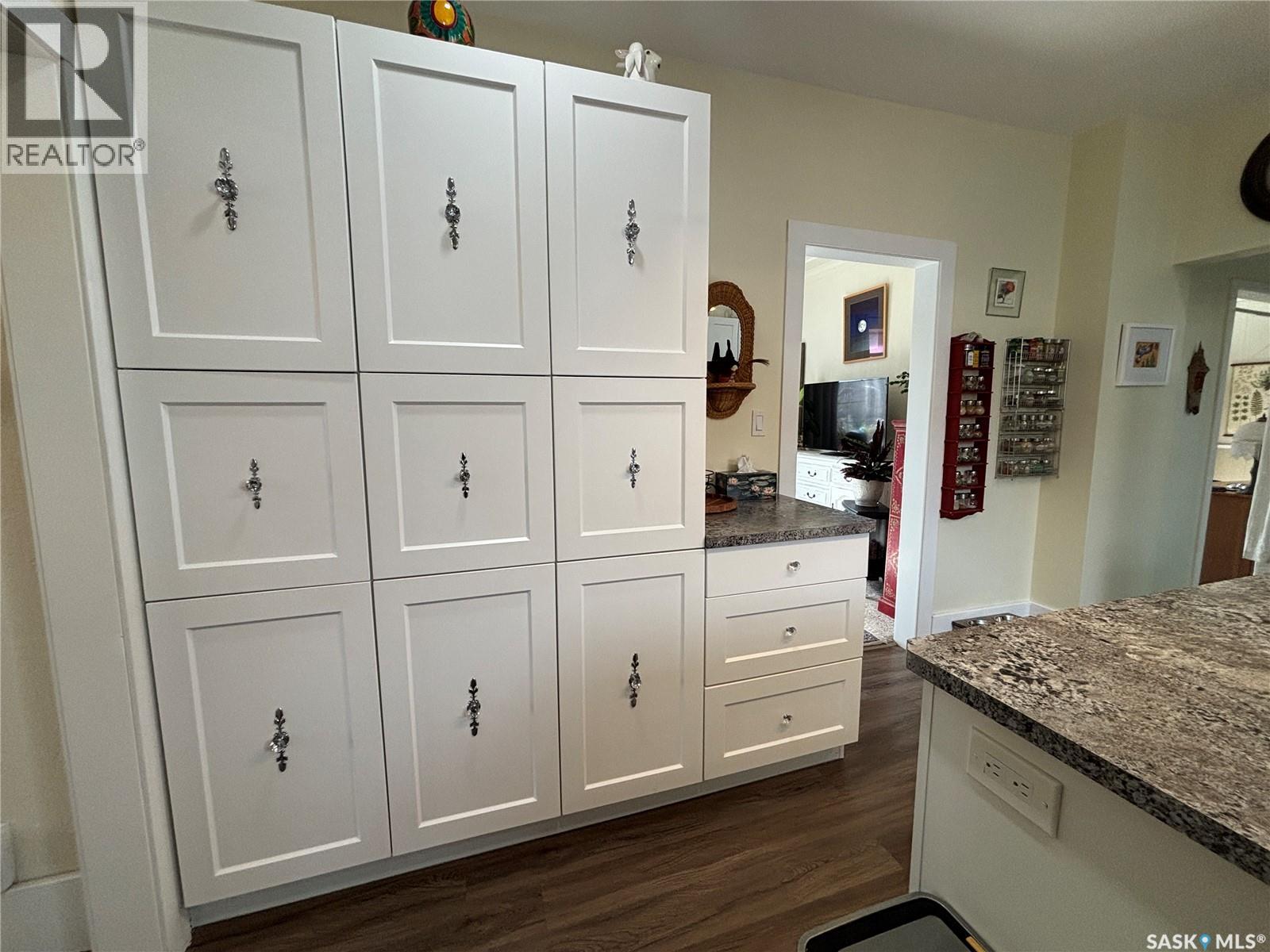 509 Harder Street, Maple Creek, Saskatchewan  S0N 1N0 - Photo 23 - SK029085