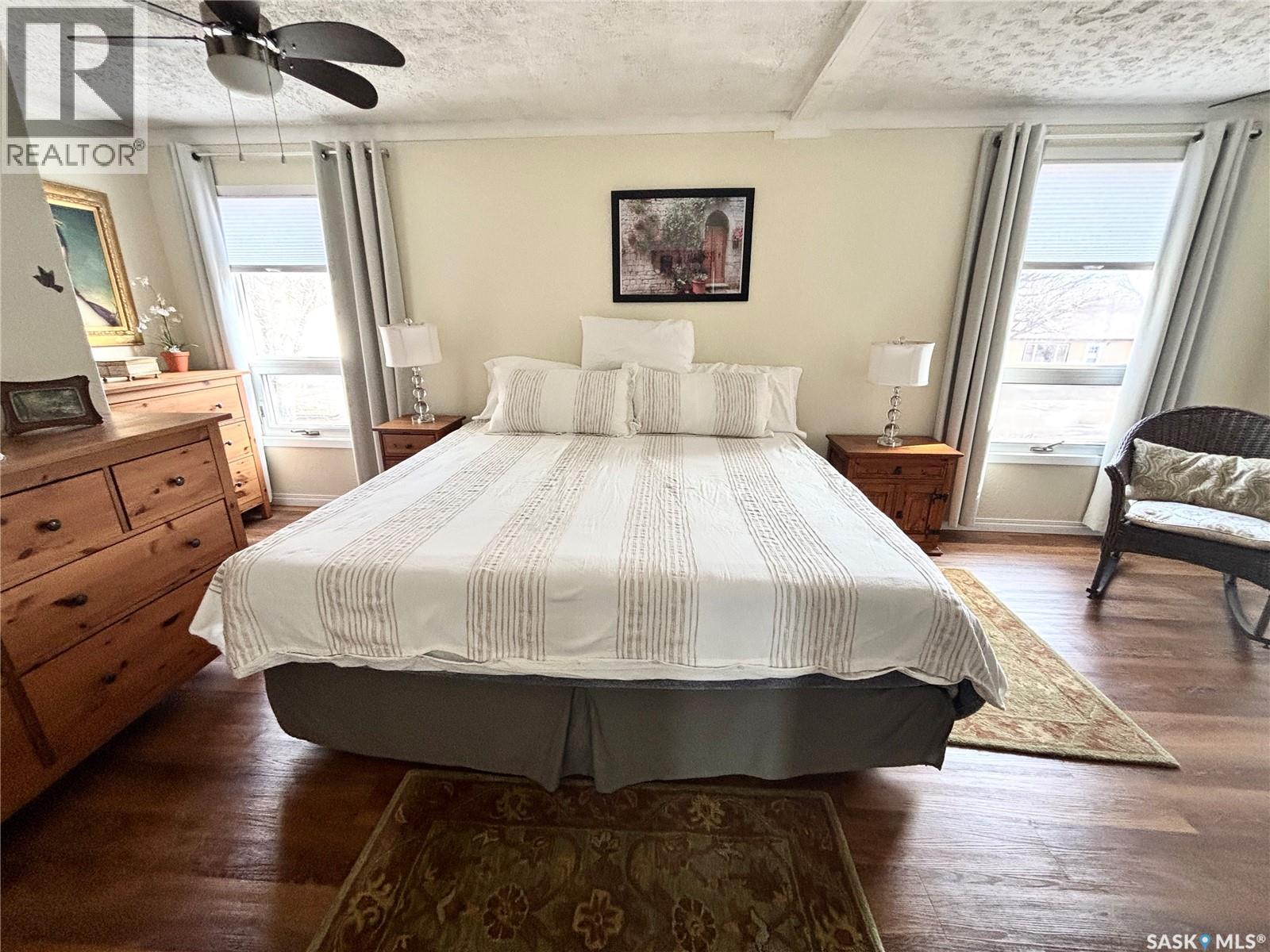 509 Harder Street, Maple Creek, Saskatchewan  S0N 1N0 - Photo 38 - SK029085