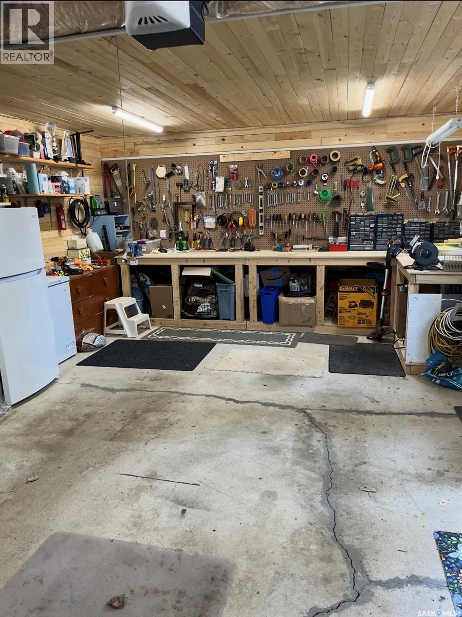 509 Harder Street, Maple Creek, Saskatchewan  S0N 1N0 - Photo 7 - SK029085