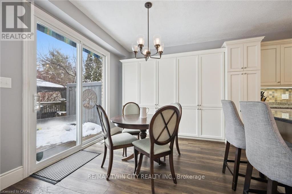 42 Fischer Court, Kitchener, Ontario  N2P 2V9 - Photo 21 - X12816400