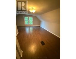 UPPER - 46 GROVE STREET, Welland, Ontario