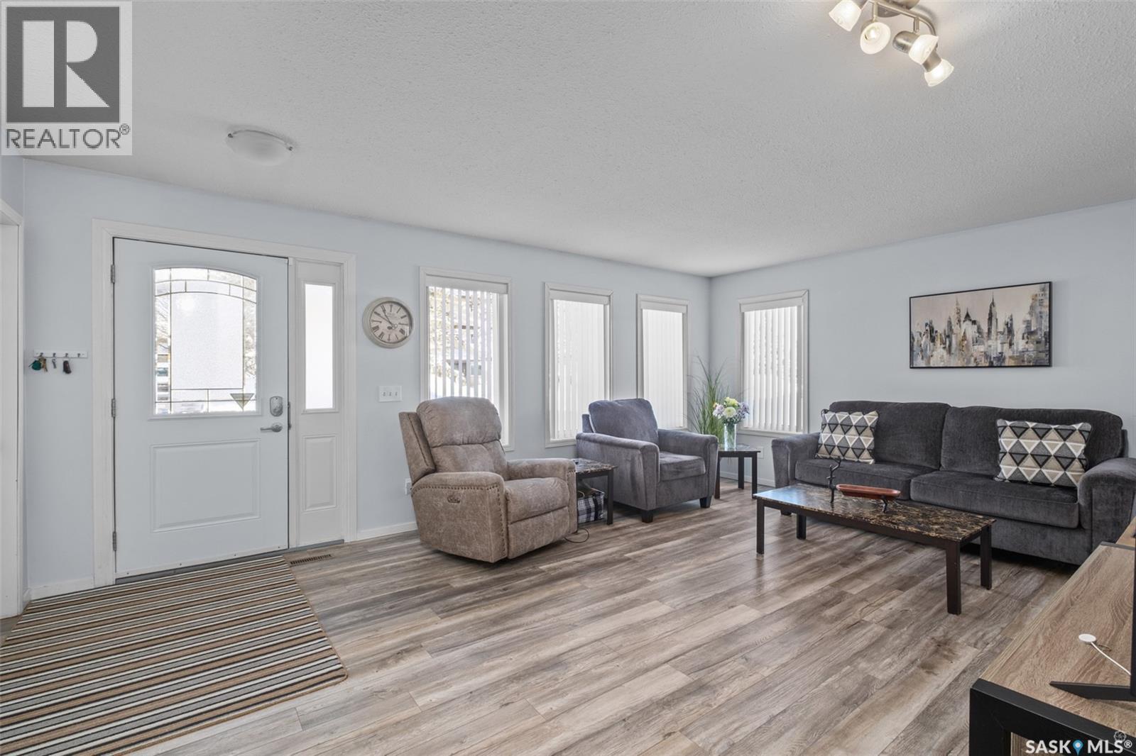 1503 Bliss Crescent, Prince Albert, Saskatchewan  S6V 7W7 - Photo 9 - SK029032