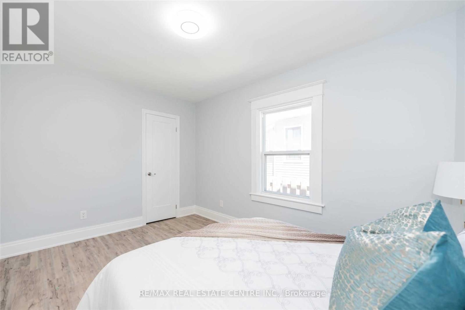 #main - 35 Hartzel Road, St. Catharines, Ontario  L2P 1M4 - Photo 12 - X12816484