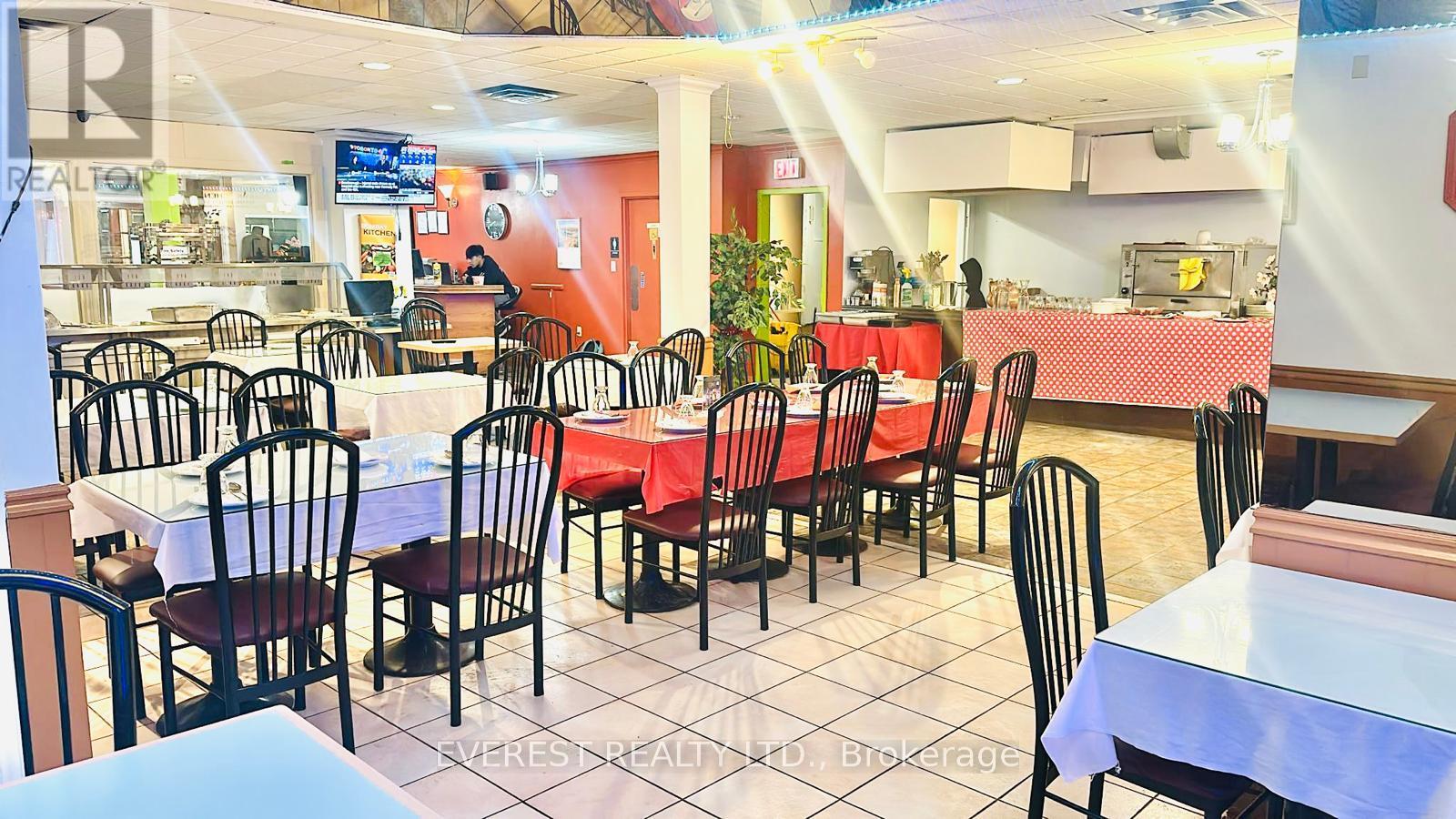 105 MACDONELL STREET, Guelph, Ontario