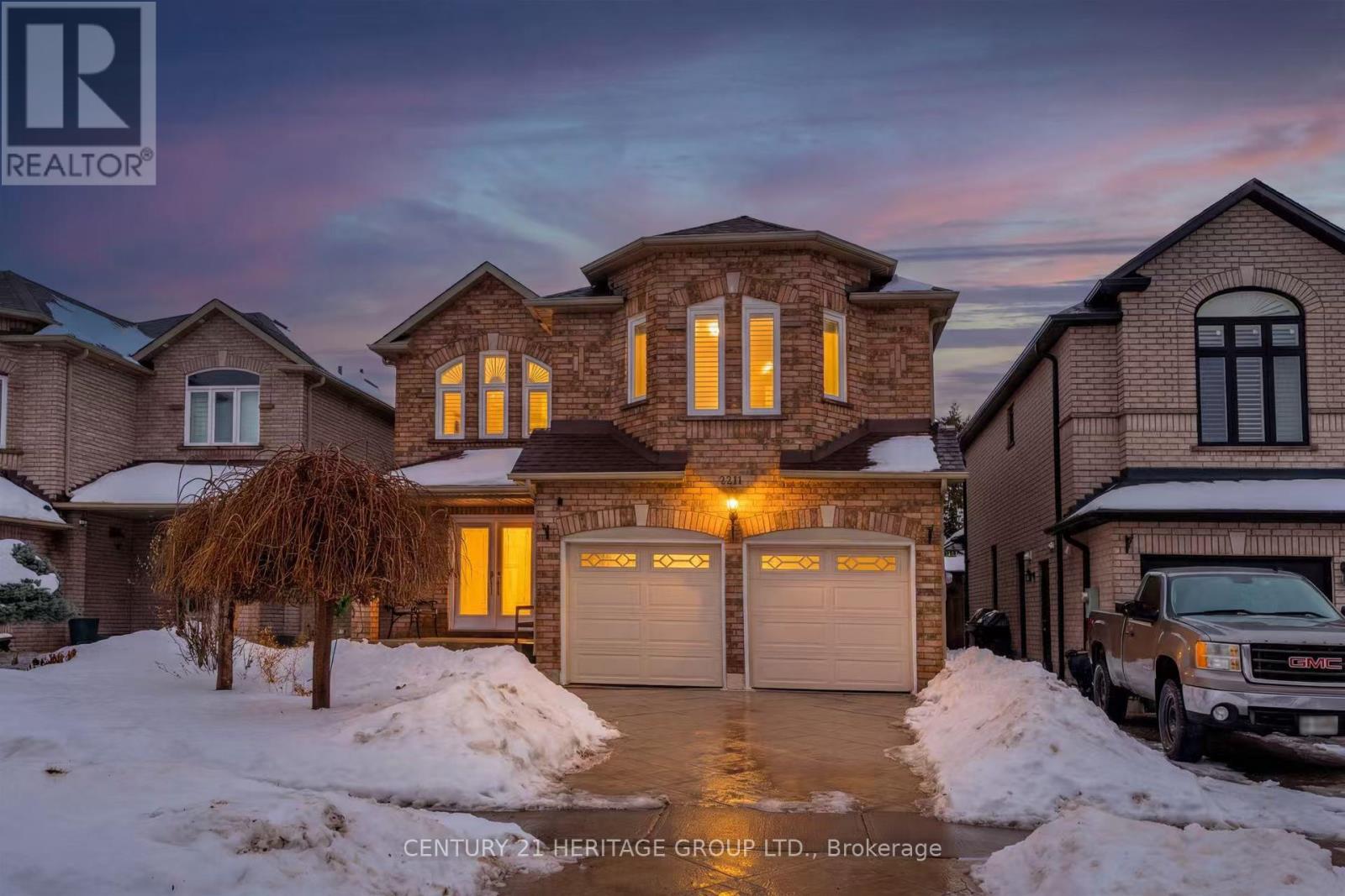 2211 OLD RUTHERFORD ROAD, Vaughan, Ontario