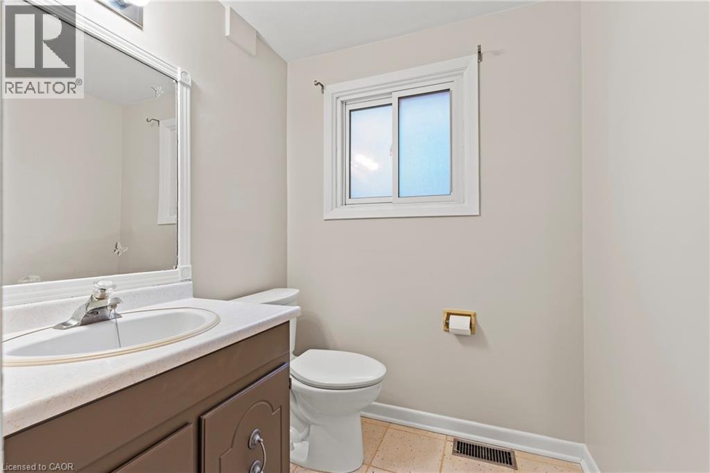 12 Hampton Court, Welland, Ontario  L3C 5T2 - Photo 30 - 40807438