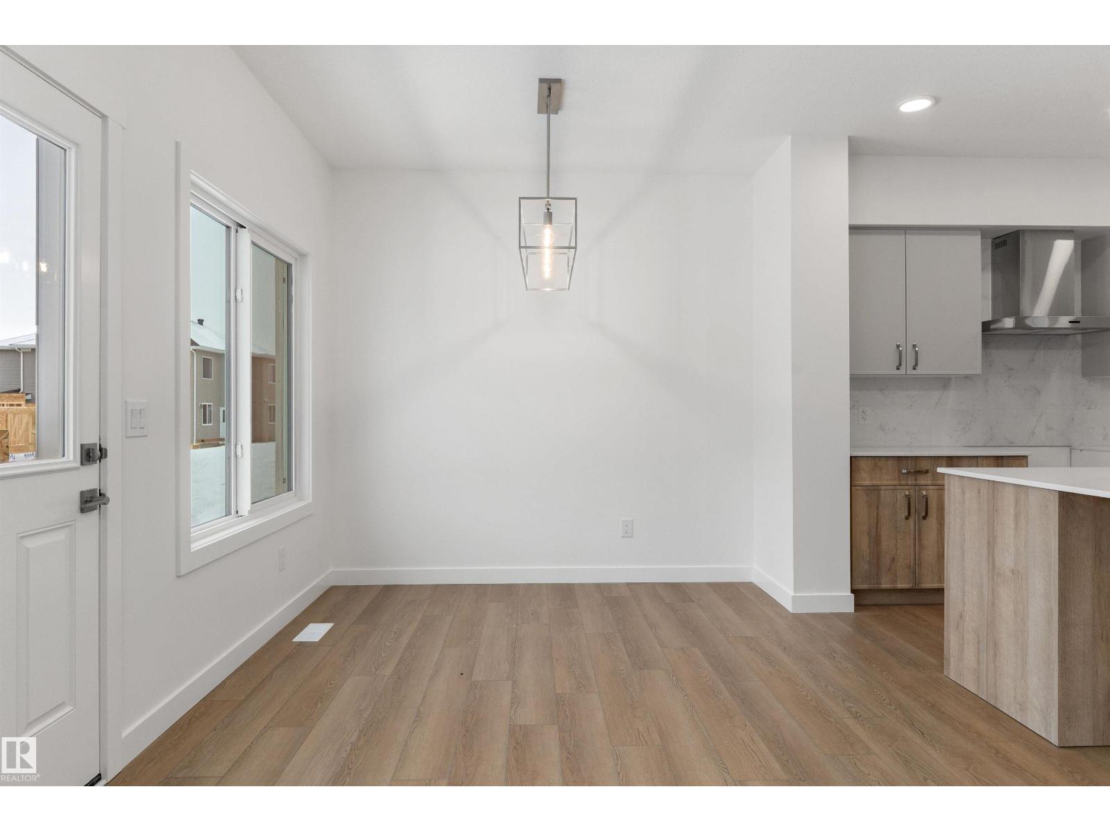 919 19 Av Nw, Edmonton, Alberta  T6T 2X4 - Photo 12 - E4471654