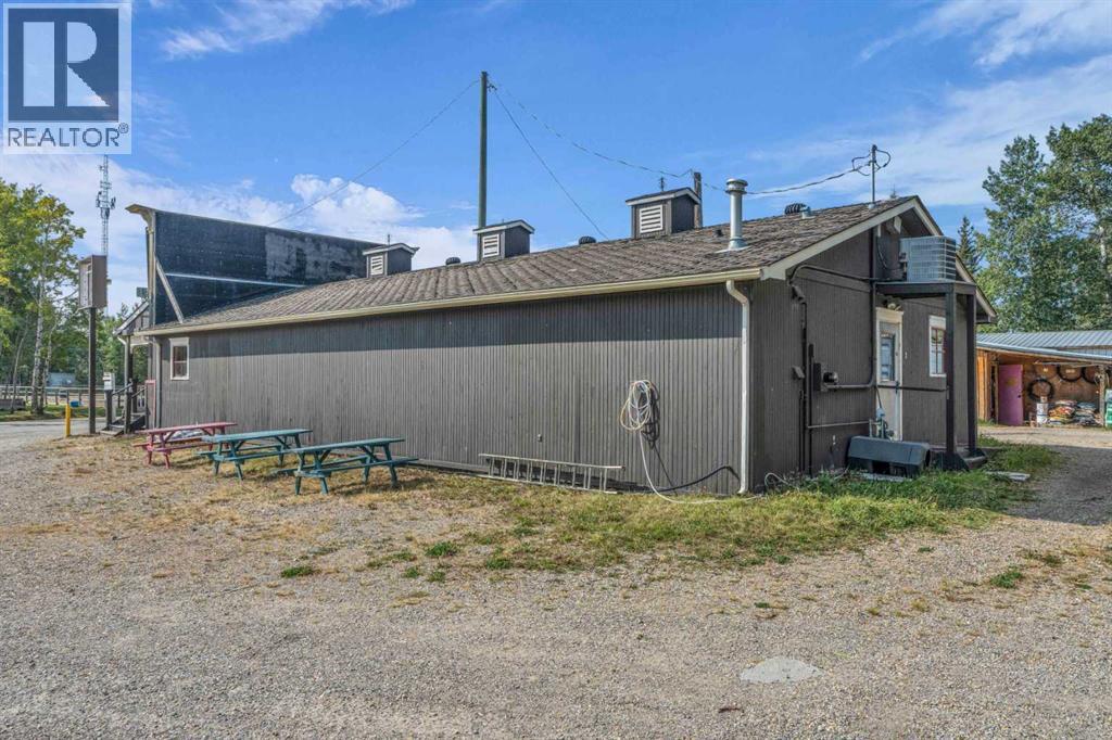 5204 579 Highway, Rural Mountain View County, Alberta  T0M 2E0 - Photo 7 - A2276609
