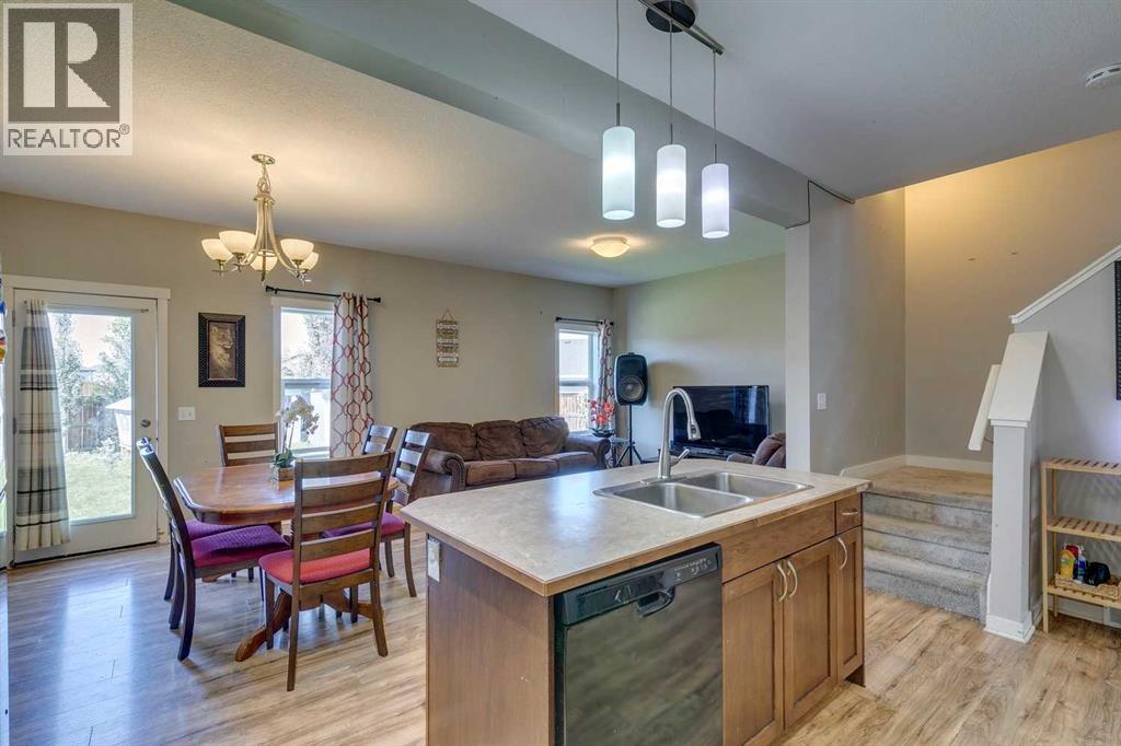 43 Sunrise Crescent Ne, High River, Alberta  T1V 0B9 - Photo 8 - A2281566