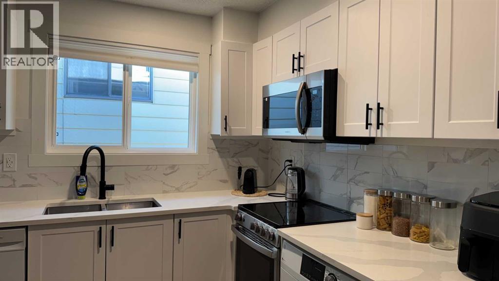 2820 16 Avenue Se, Calgary, Alberta  T2A 0M6 - Photo 2 - A2285809