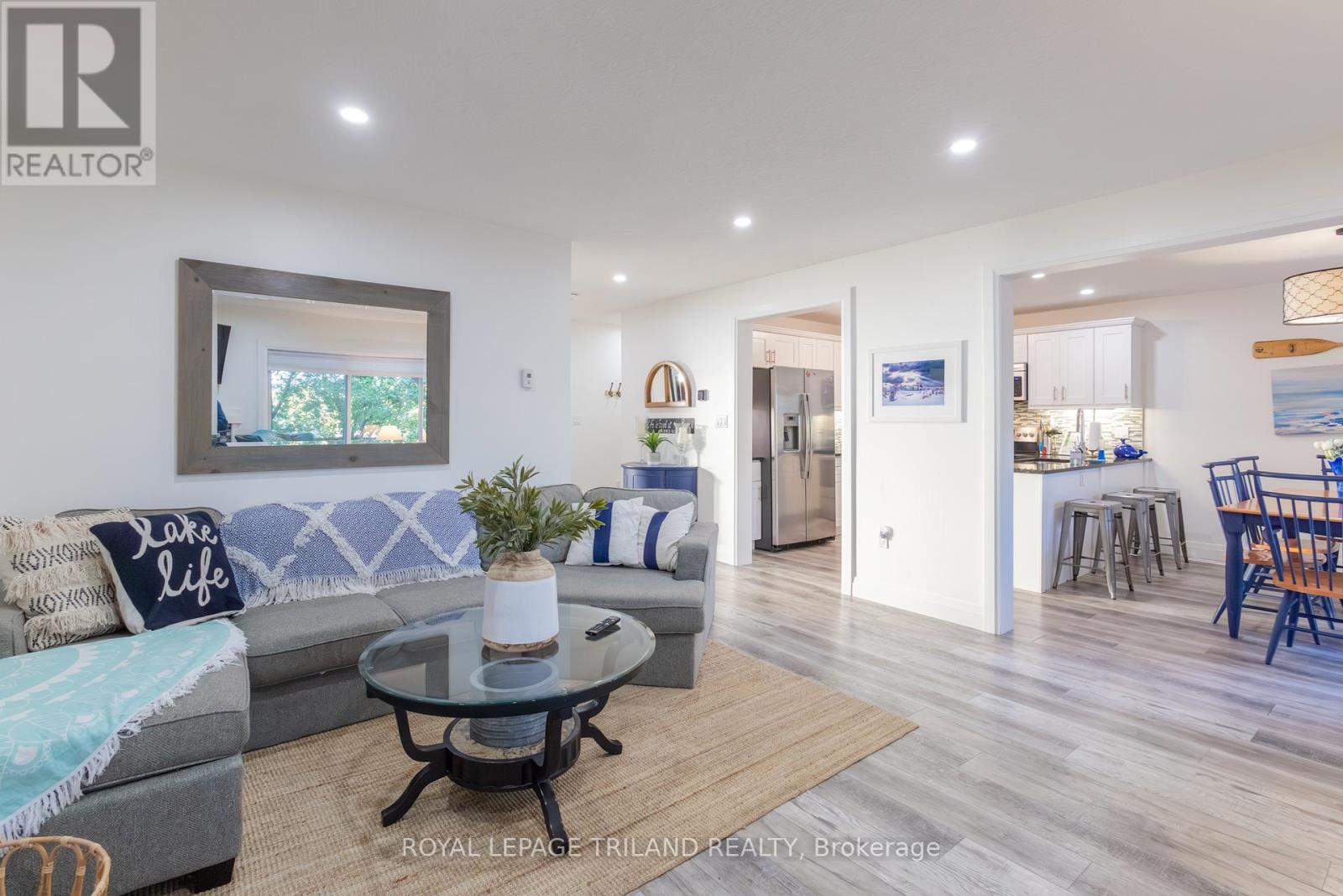 22 Wondergrove Court, Lambton Shores, Ontario  N0M 1T0 - Photo 13 - X12816622