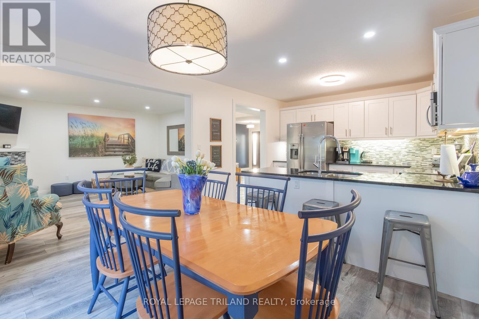 22 Wondergrove Court, Lambton Shores, Ontario  N0M 1T0 - Photo 18 - X12816622