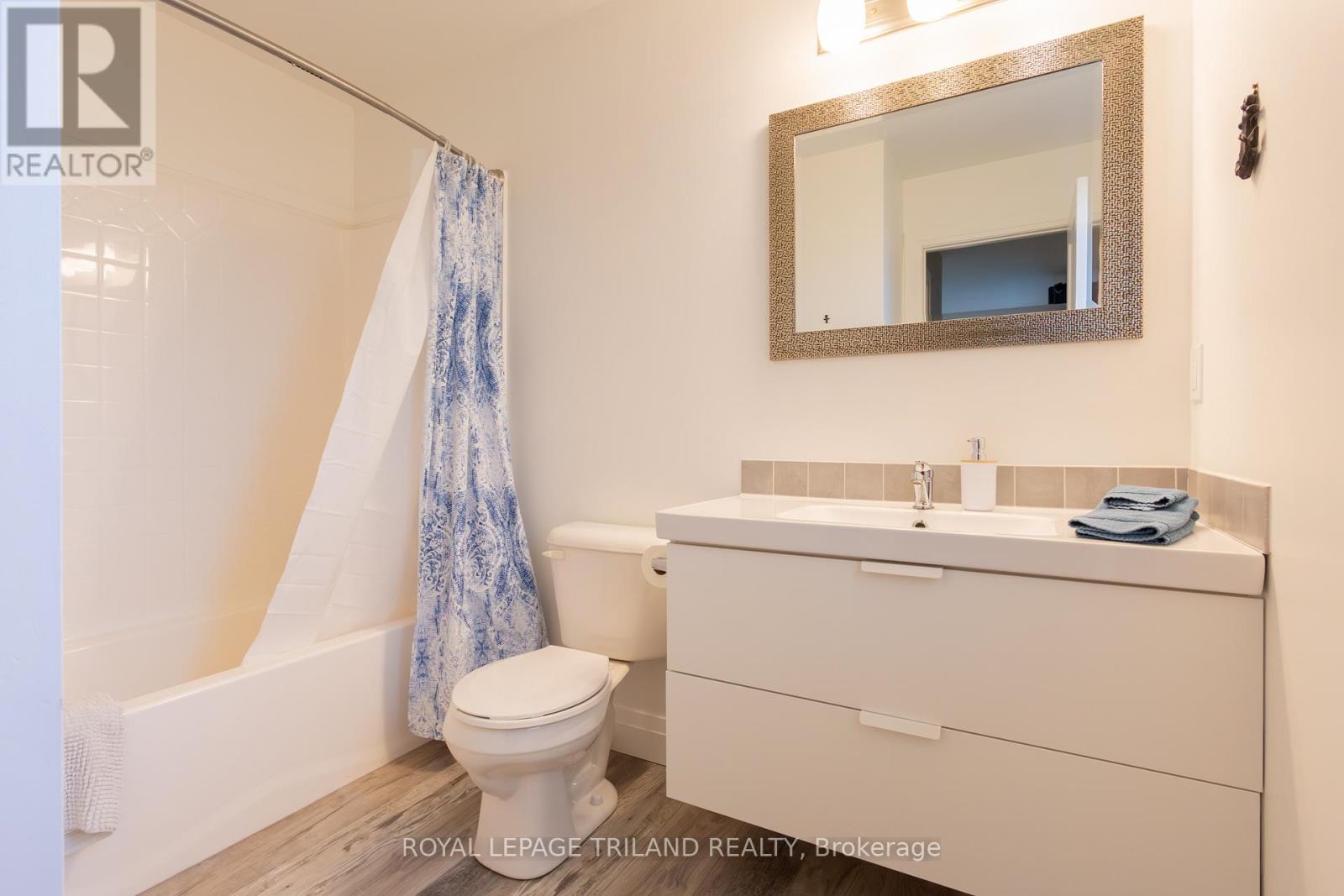 22 Wondergrove Court, Lambton Shores, Ontario  N0M 1T0 - Photo 30 - X12816622