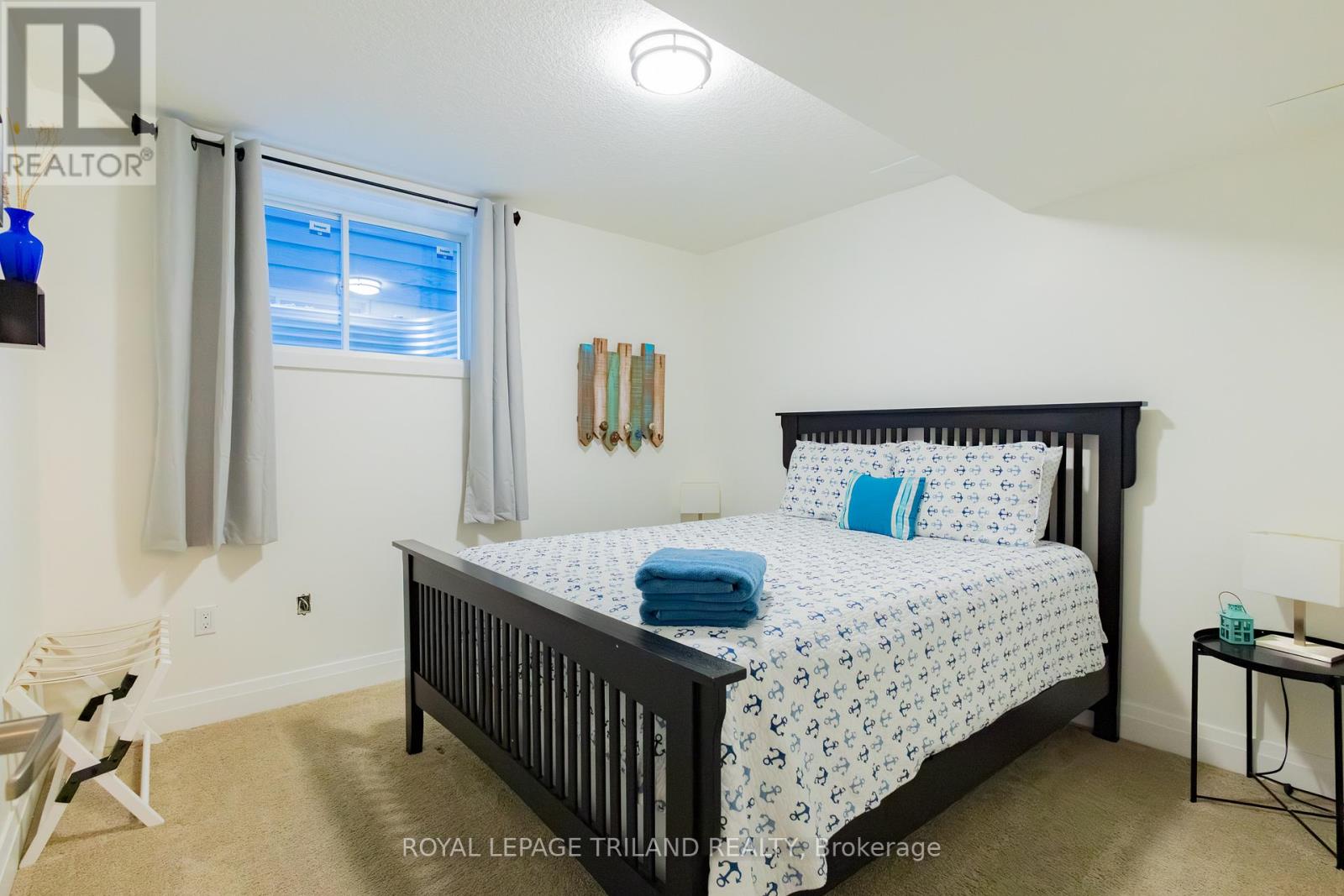 22 Wondergrove Court, Lambton Shores, Ontario  N0M 1T0 - Photo 43 - X12816622