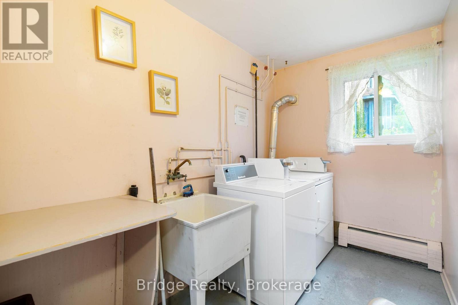 256 Oxford Street, Ingersoll, Ontario  N5C 2W1 - Photo 16 - X12814138