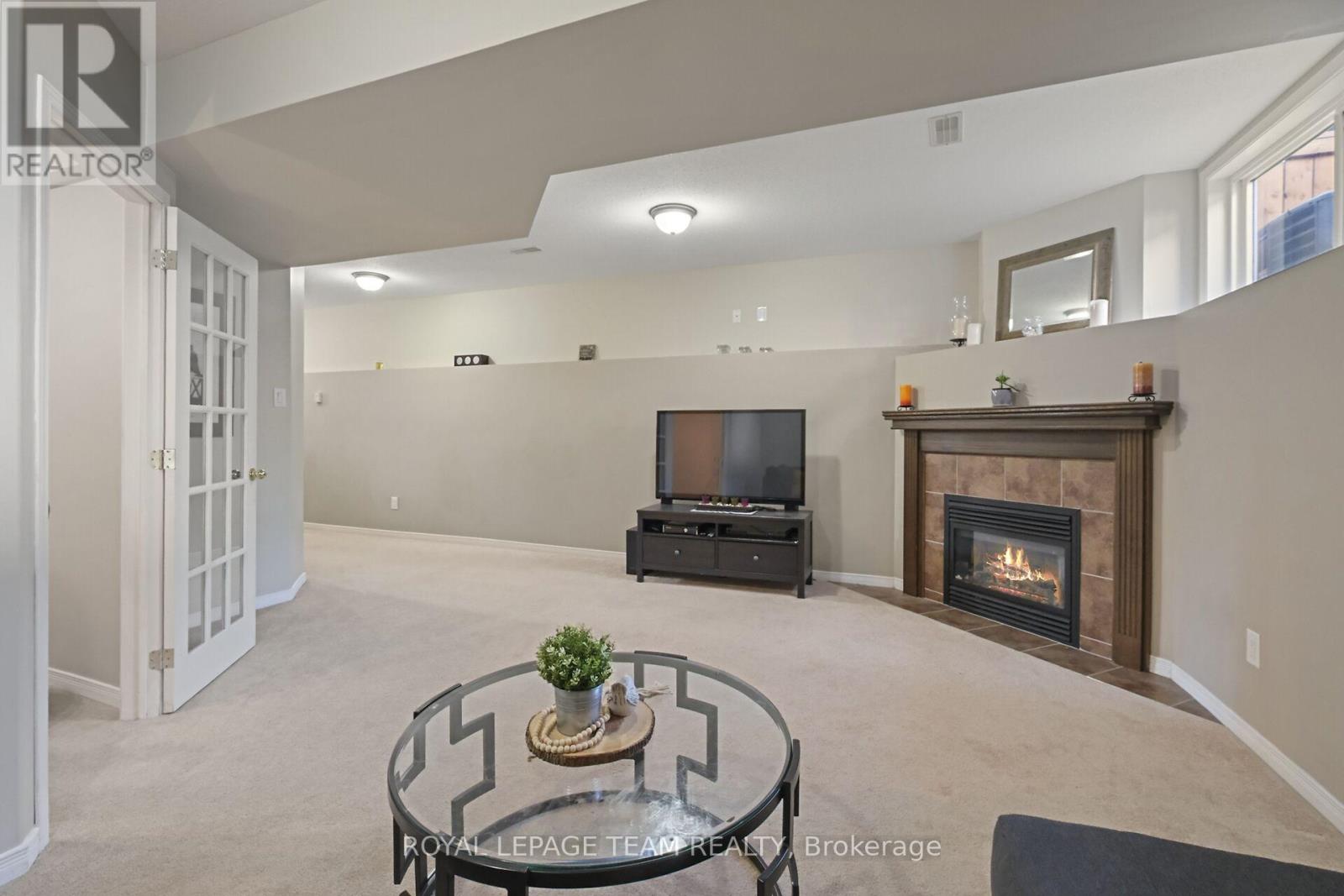 215 Parkrose Private, Ottawa, Ontario  K4A 0N8 - Photo 34 - X12816658