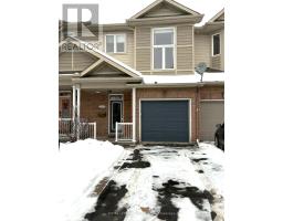 215 PARKROSE PRIVATE, Ottawa, Ontario