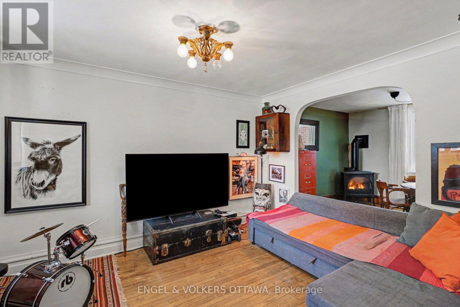 86 Pinhey Street, Ottawa, Ontario  K1Y 1T4 - Photo 5 - X12816678