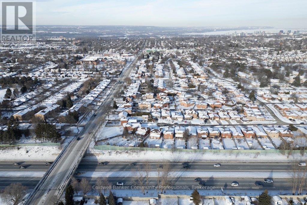 42 Lasila Court, Hamilton (Gilbert), Ontario  L9C 7B6 - Photo 34 - X12816590