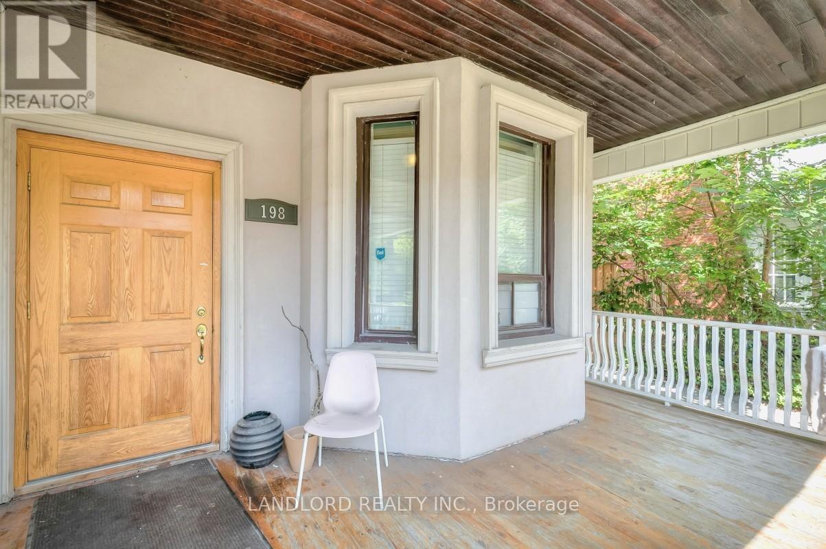 401 - 198 Dunn Avenue, Toronto, Ontario  M6K 2R9 - Photo 15 - W12708076