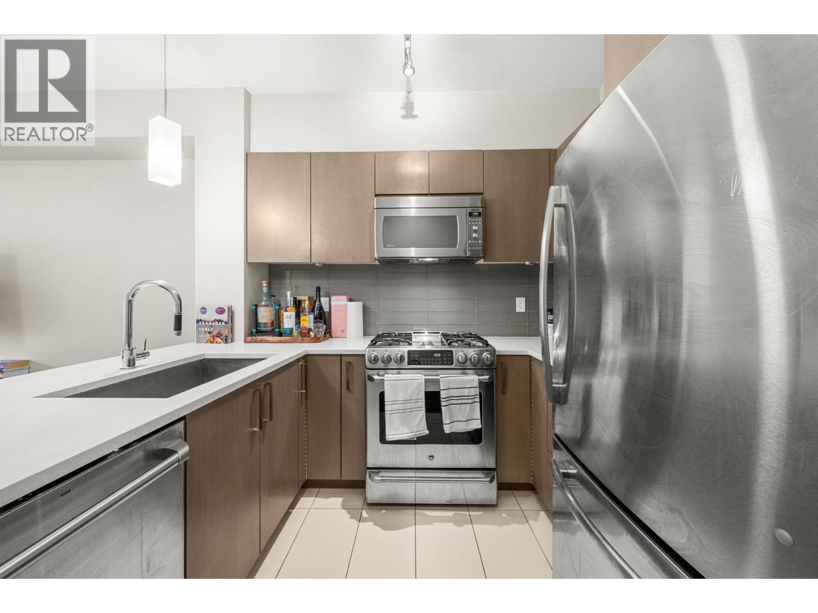 313 10155 River Drive, Richmond, British Columbia  V6X 0L3 - Photo 5 - R3093149