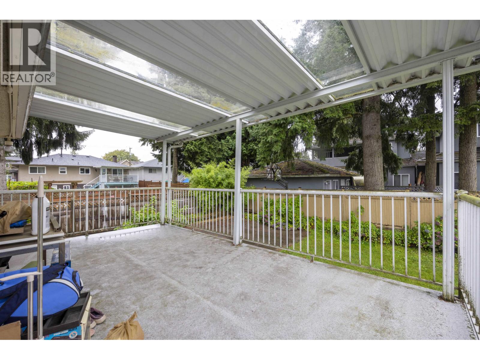 Listing Picture 17 of 32 : 675 DUNCAN AVENUE, Burnaby / 本拿比 - 魯藝地產 Yvonne Lu Group - MLS Medallion Club Member