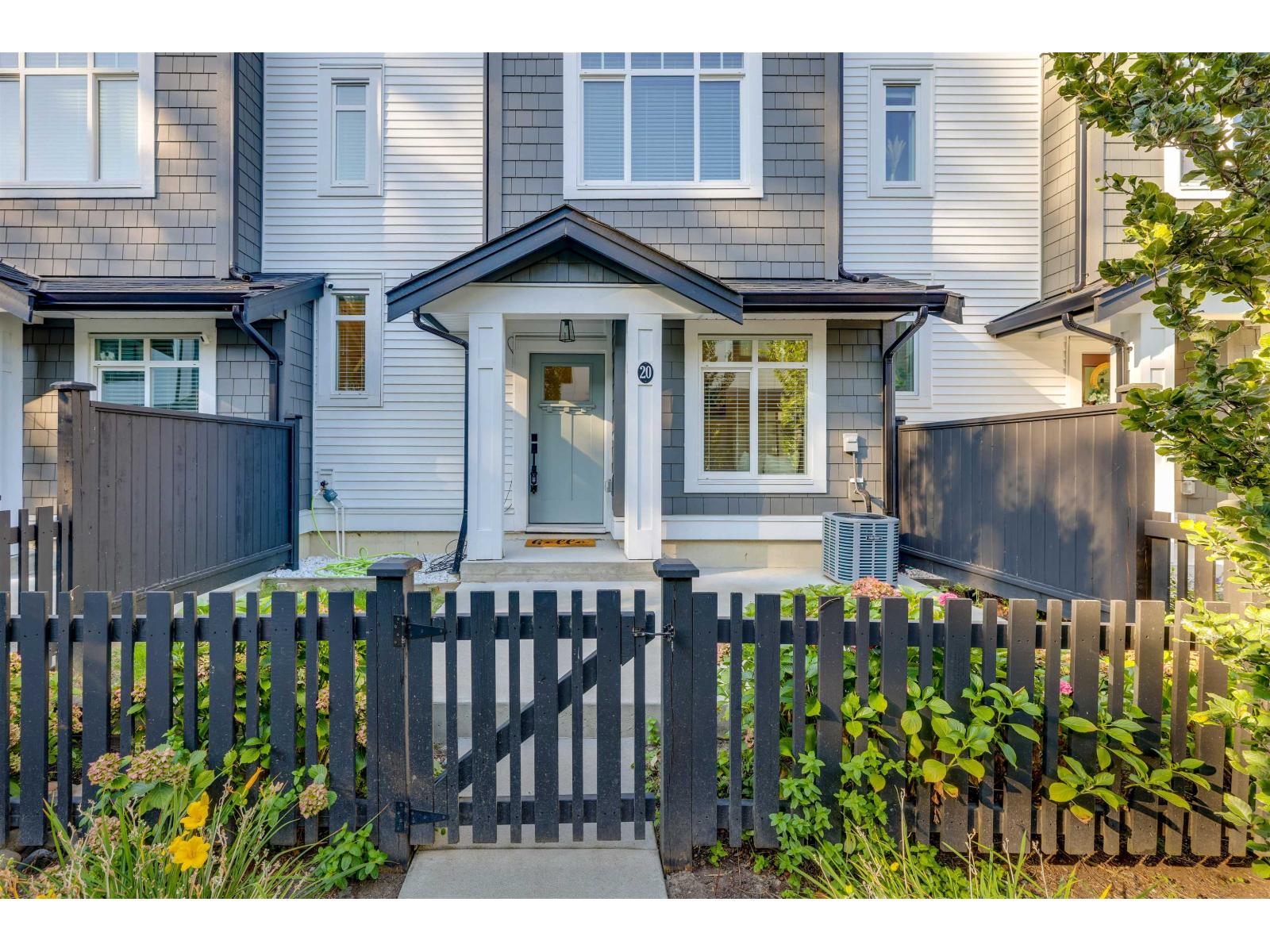 20 6897 201 Street, Langley, British Columbia  V2Y 0Z3 - Photo 3 - R3089071