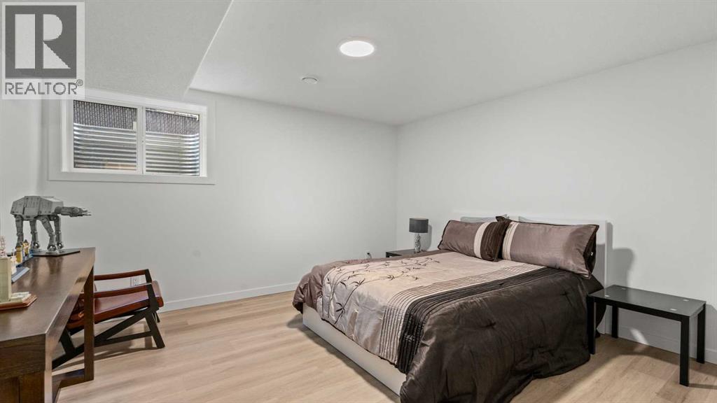 153 Heritage Bay, Cochrane, Alberta  T4C 0L5 - Photo 40 - A2288162