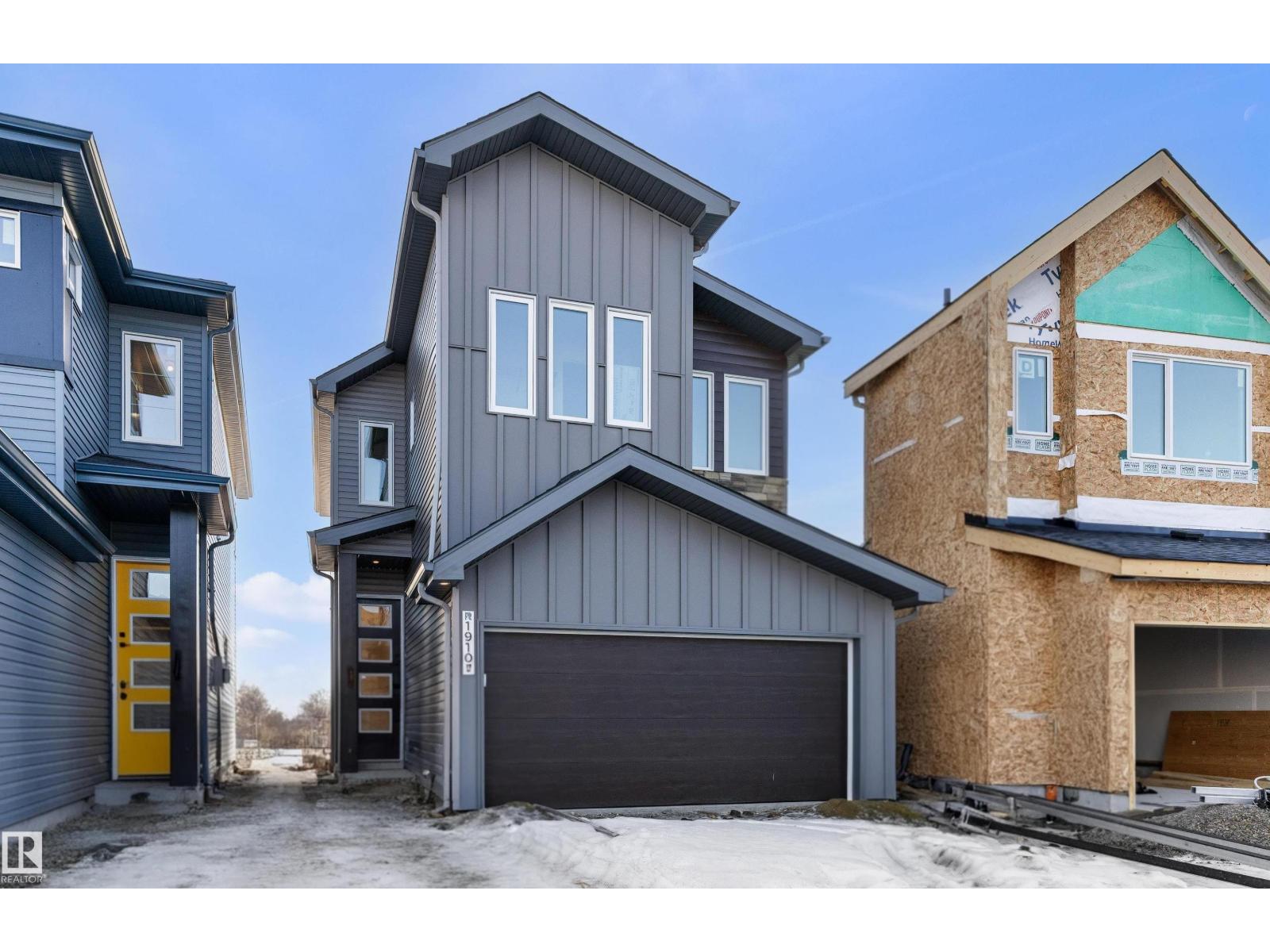 19107 20 AV NW, edmonton, Alberta