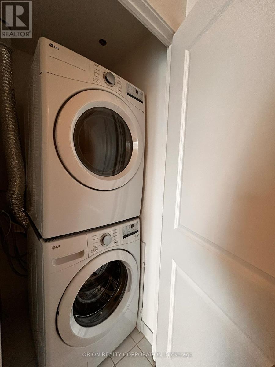 1302 - 68 Merton Street, Toronto, Ontario  M4S 0A7 - Photo 6 - C12816620