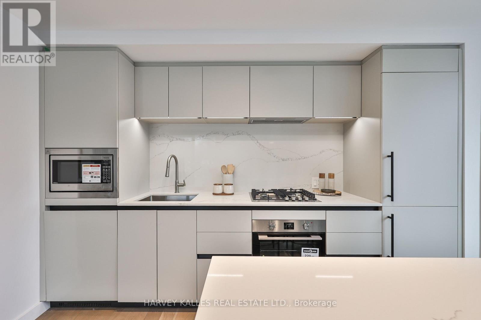 407 - 1720 Bayview Avenue, Toronto, Ontario  M4G 3C4 - Photo 16 - C12816666