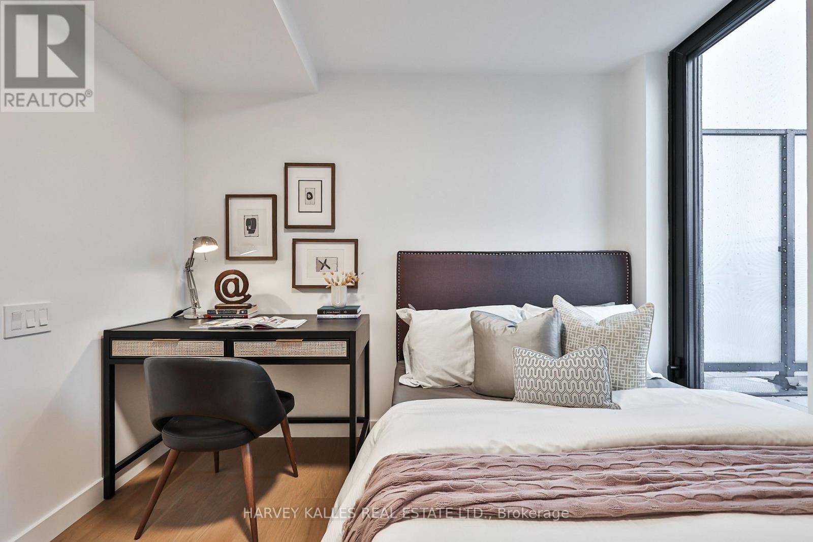 407 - 1720 Bayview Avenue, Toronto, Ontario  M4G 3C4 - Photo 32 - C12816666