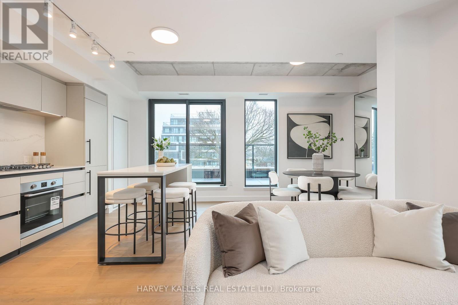 407 - 1720 Bayview Avenue, Toronto, Ontario  M4G 3C4 - Photo 8 - C12816666