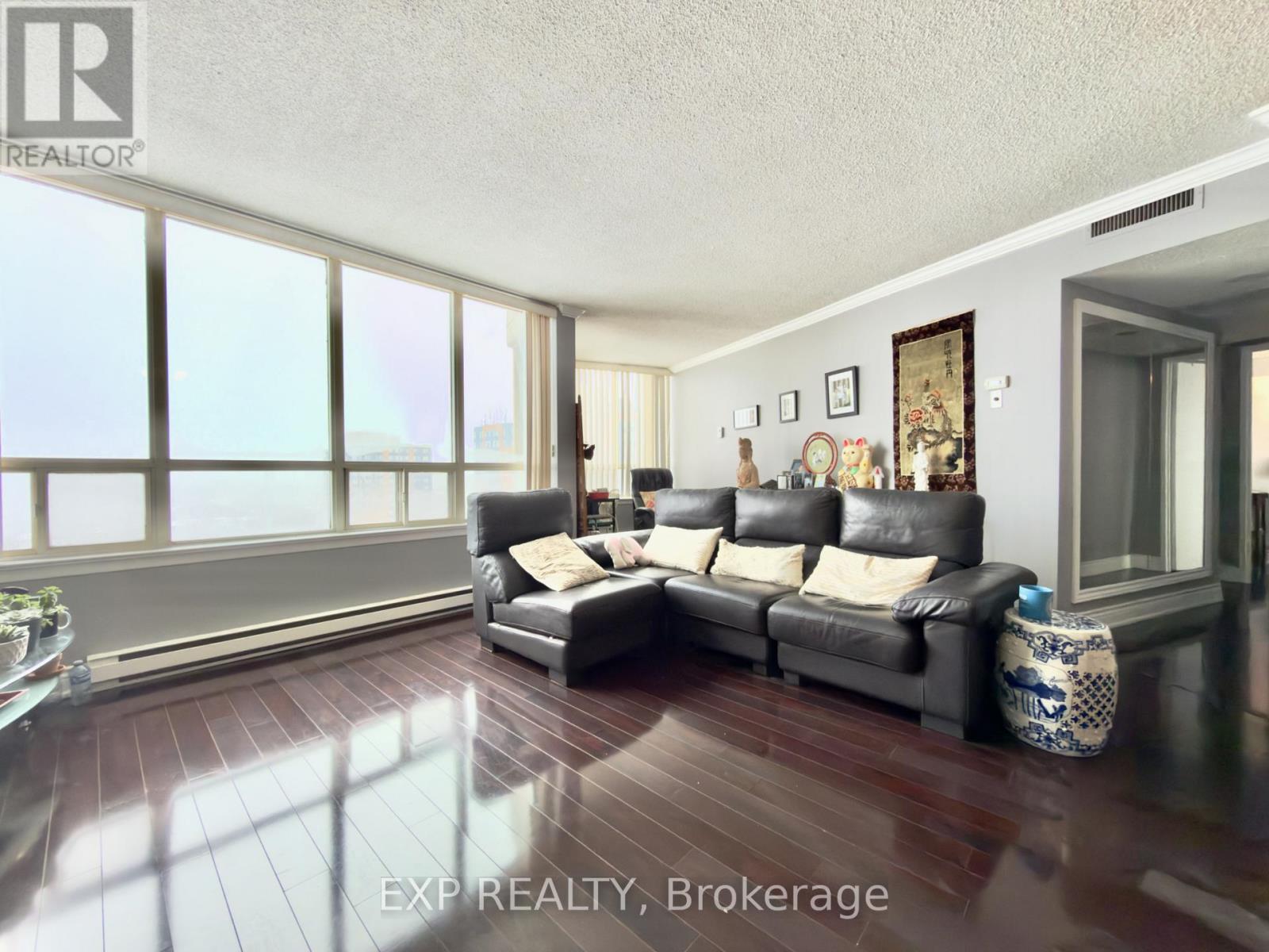 1814 - 150 Alton Towers Circle, Toronto, Ontario  M1V 4X7 - Photo 11 - E12816596