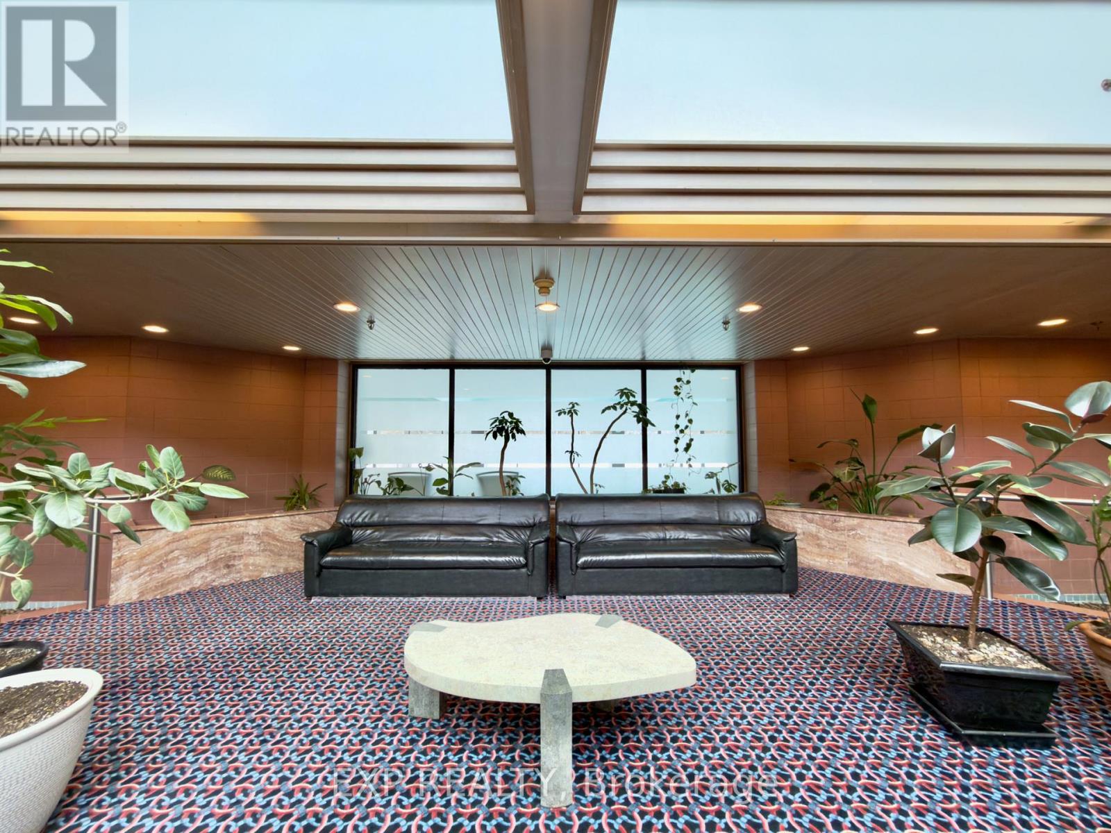 1814 - 150 Alton Towers Circle, Toronto, Ontario  M1V 4X7 - Photo 4 - E12816596