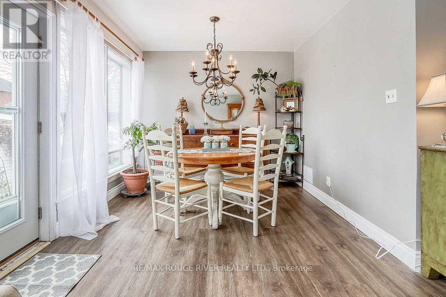 409 Peel Street, Whitby, Ontario  L1N 3Y5 - Photo 13 - E12816604