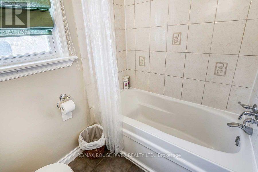 409 Peel Street, Whitby, Ontario  L1N 3Y5 - Photo 18 - E12816604