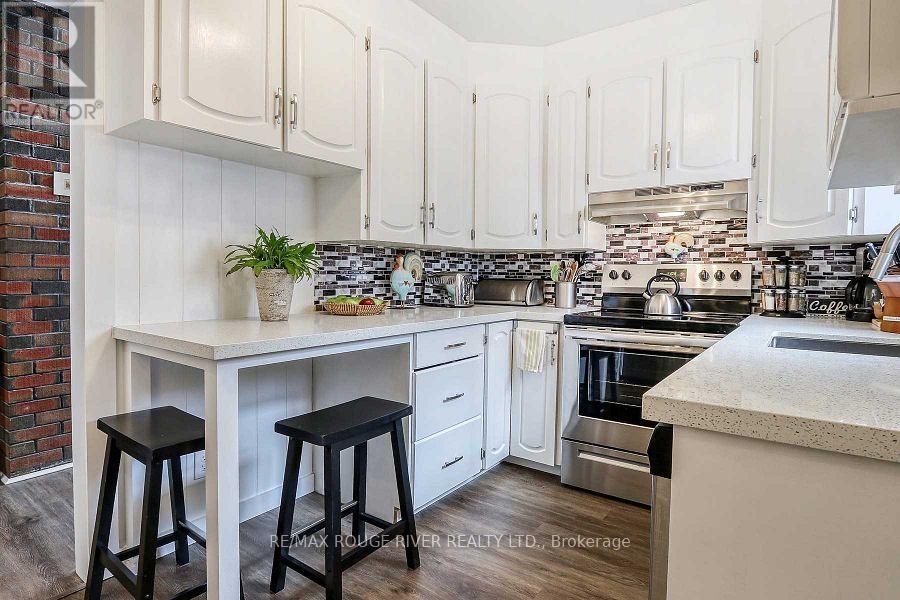 409 Peel Street, Whitby, Ontario  L1N 3Y5 - Photo 6 - E12816604