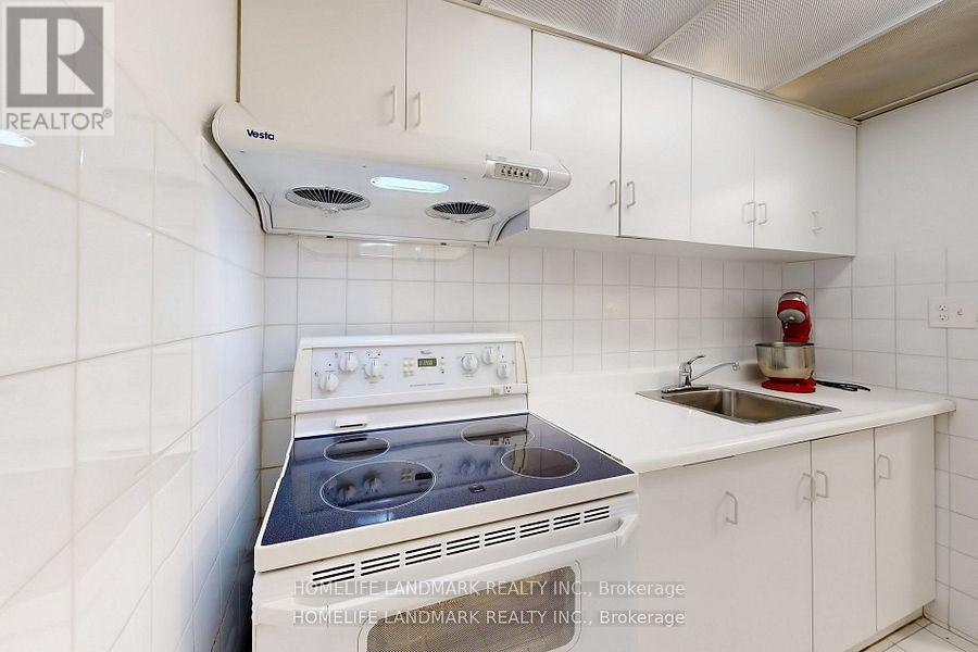 32 Coatsworth Crescent, Toronto, Ontario  M4C 5P5 - Photo 37 - E12816610