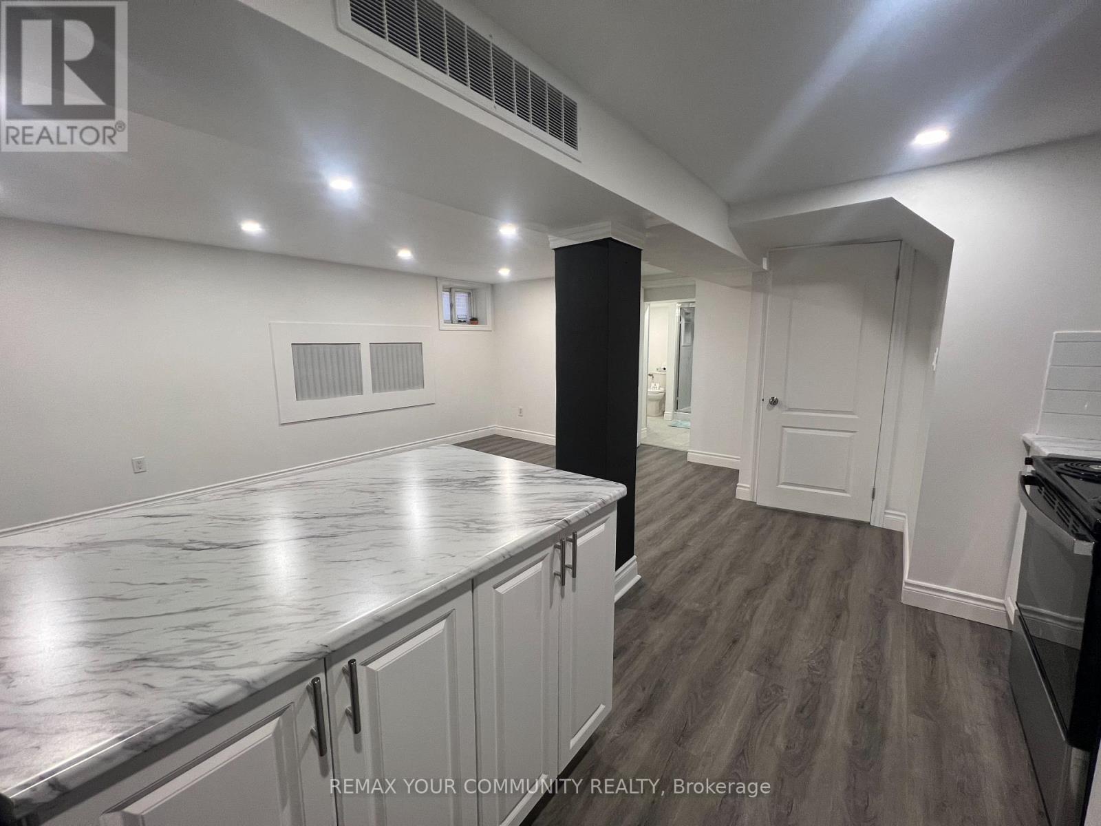 Bsmt - 27 Torrens Avenue, Toronto, Ontario  M4K 2H9 - Photo 5 - E12816618