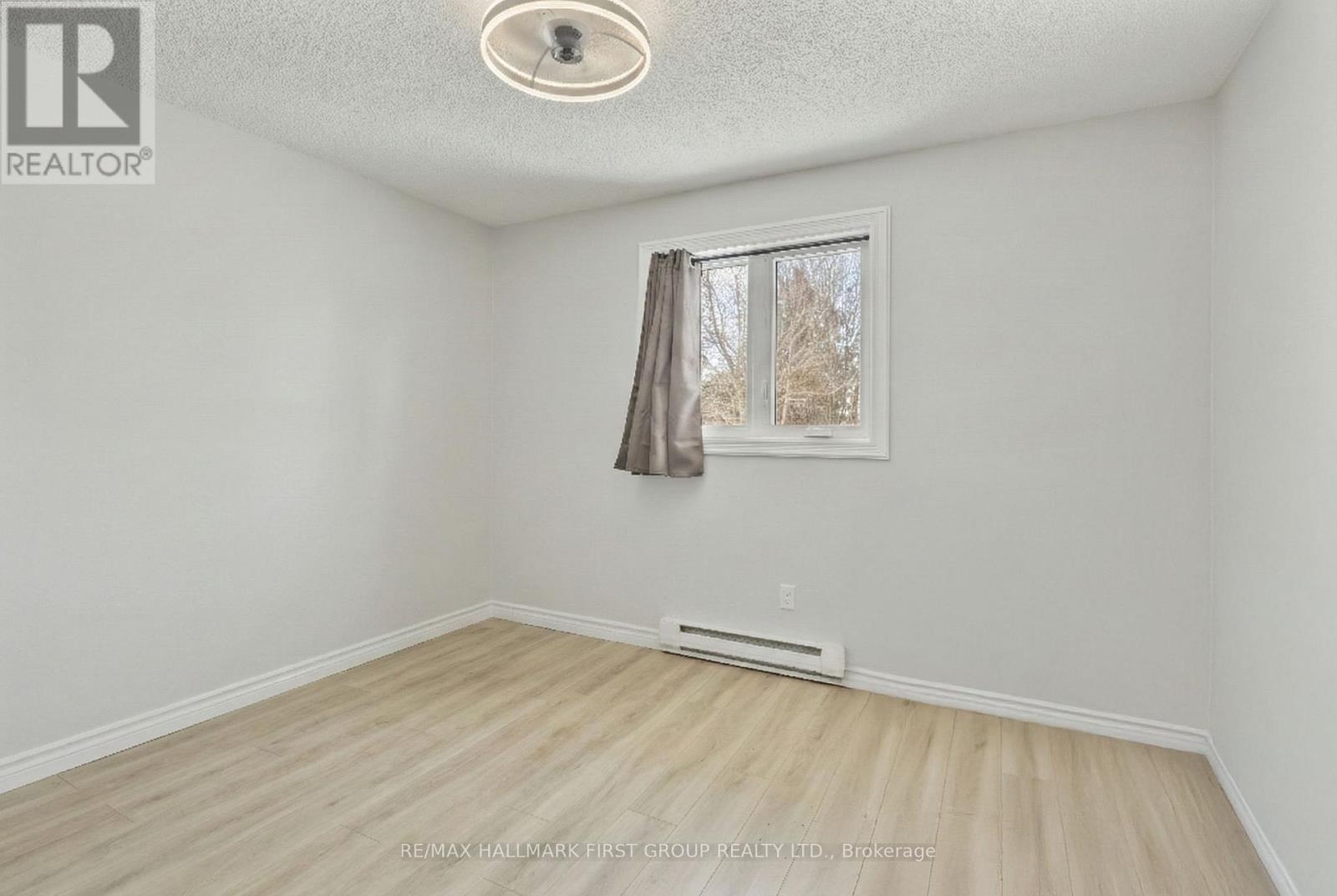 Upper Level - 1014 Renaissance Drive, Oshawa, Ontario L1J 8B1 - Photo 12 - E12816652